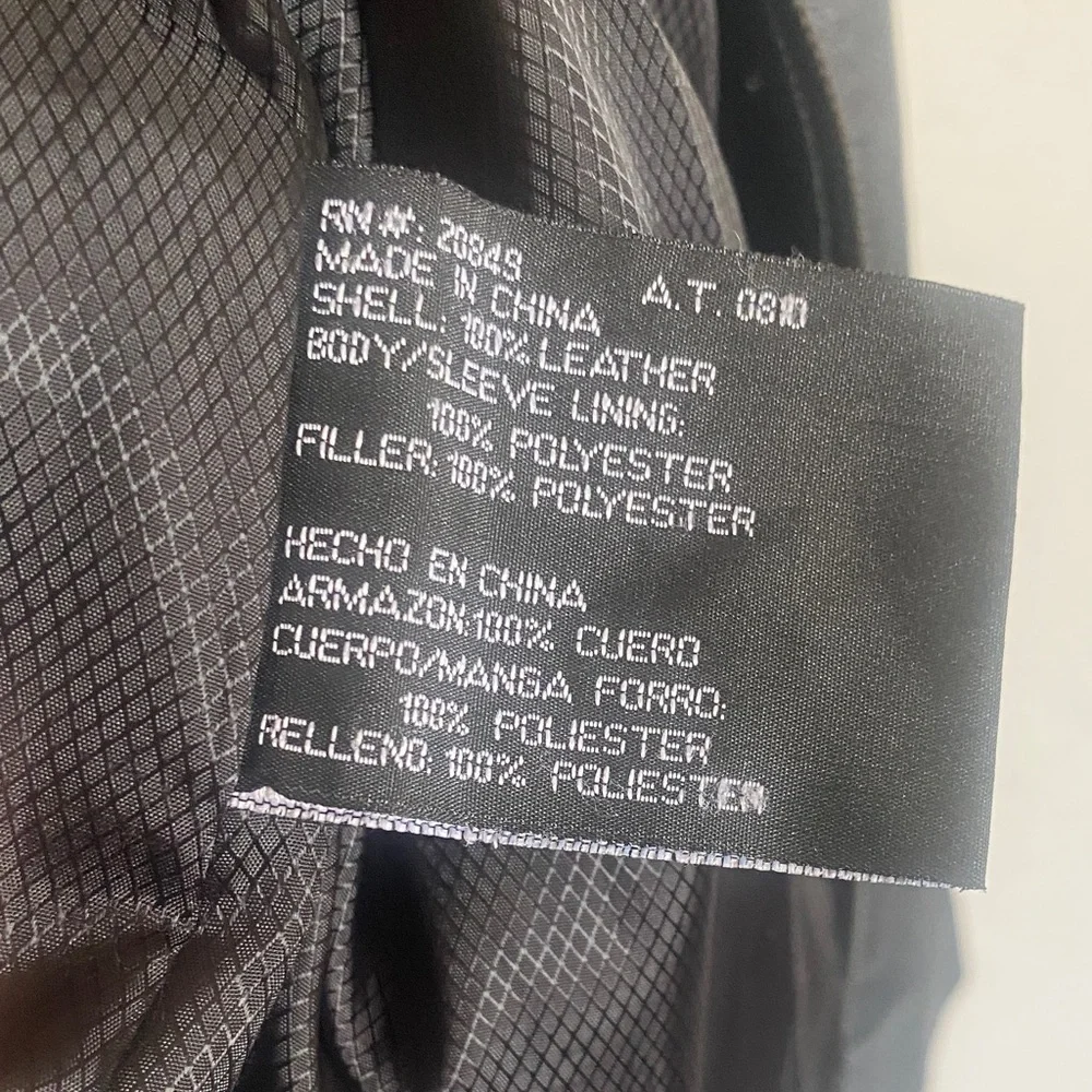 Classic Black Leather Zip Jacket - Picture 5 of 6